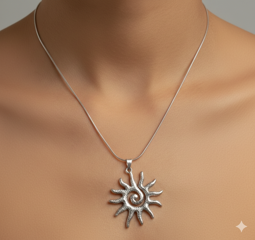 Güneş Işığı Spiral Motifli Çelik Kolye